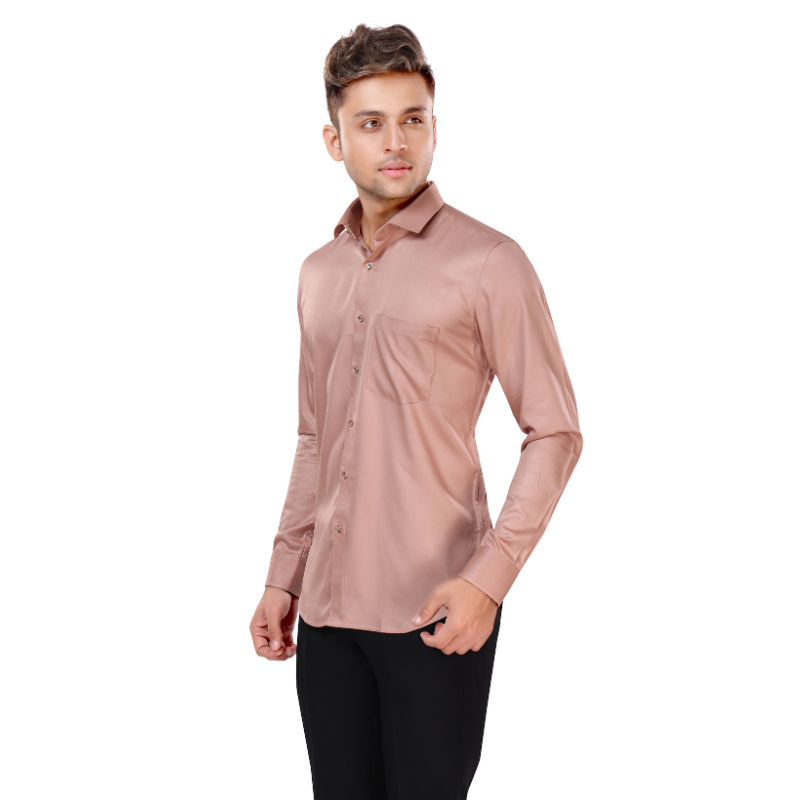Model Satin